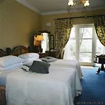 Carrig & Restaurant