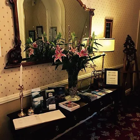 Carrig & Restaurant Летний дом *